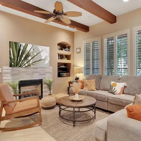 Alluring Desert Haven In La Quinta #A
